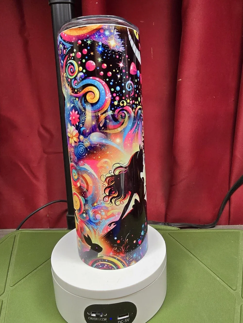 Alice In Wonderland Hogg Brand Tumbler 25oz